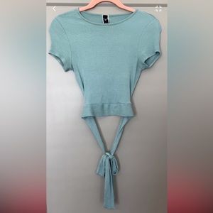 Crop top